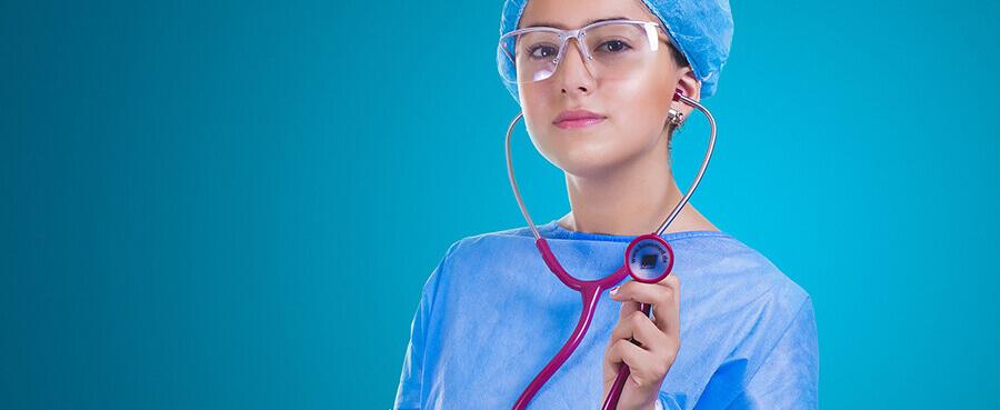 Může zaměstnanec na lékařskou prohlídku ke svému lékaři?